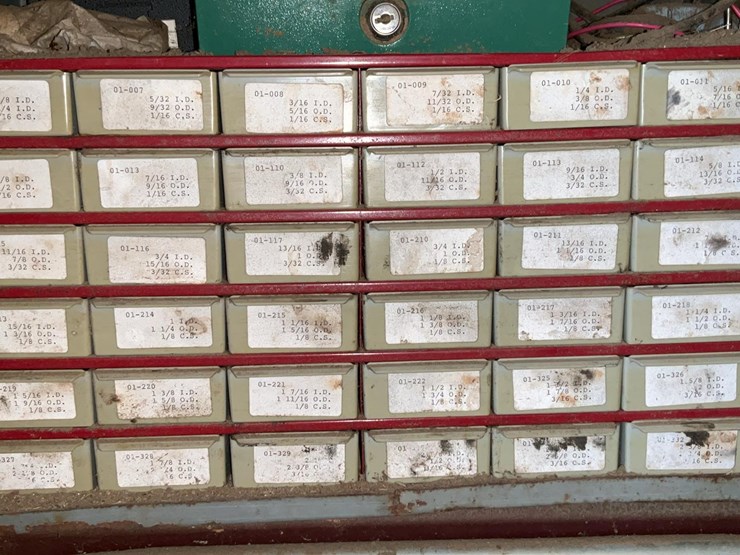 #146-•-time-clock-and-o-rings-in-storage-cabinet-image-7