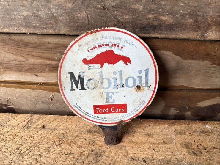 mobil-"e"-gargoyle-image-1