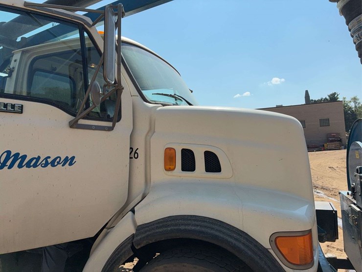 1997-ford-l8501-image-28