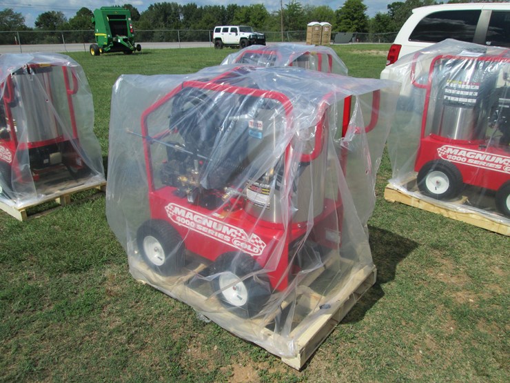 #29447-•-2025-magnum-4000-series-hot-water-pressure-washer-253839-image-2