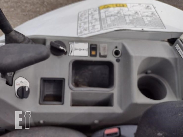 bobcat-e32i-image-9