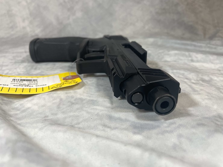 #4801-•-taurus-tx22-competition-22-lr-pistol,-sn:-1pt435457-image-4