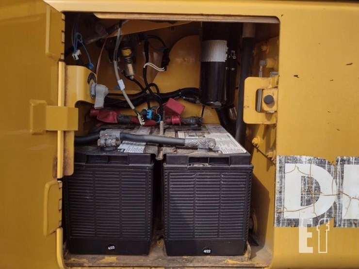 2000-deere-550h-lgp-image-44