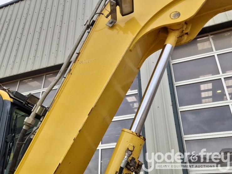 2014-komatsu-pc80mr-3-image-31