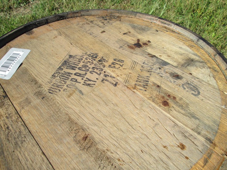 #29430-•-lot-of-(3)-whiskey-barrels-image-3