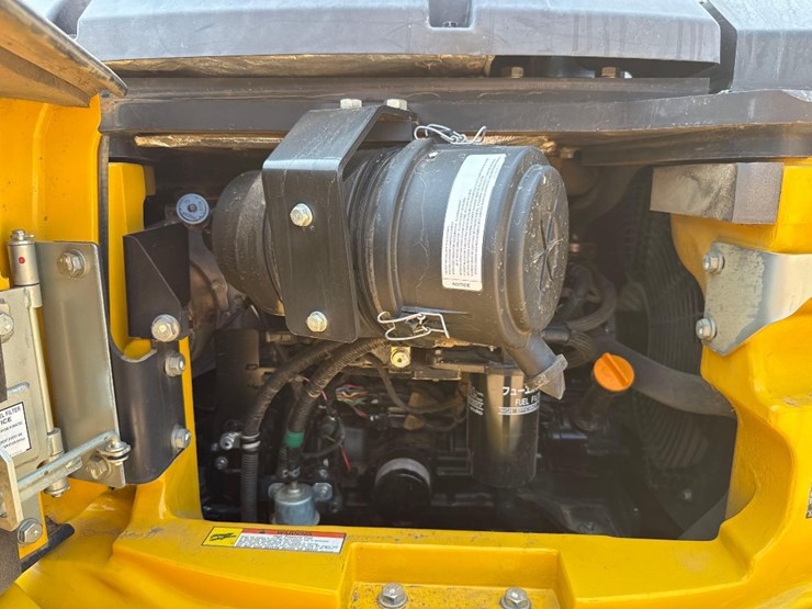 2023-komatsu-pc55mr-5-image-17