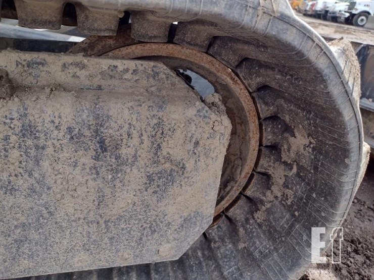 2022-deere-35g-image-41