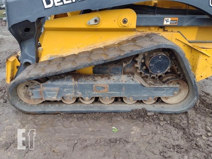 2022-deere-333g-image-24