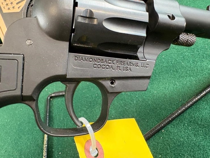 diamondback-sidekick-birdshead-22lr/wmr-image-3