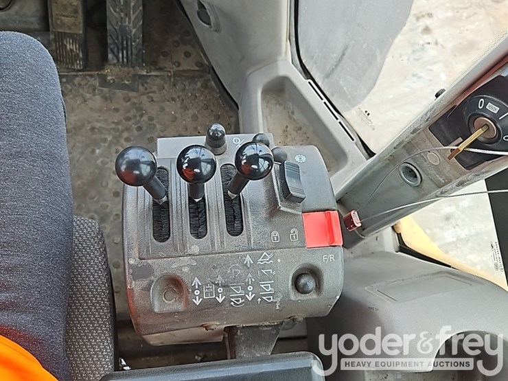 volvo-l70h-image-23