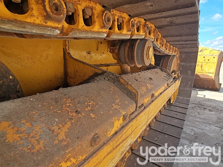 2016-deere-450j-image-9