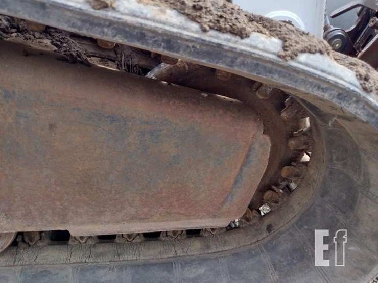2007-bobcat-t300-image-33