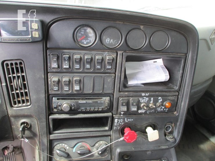 2014-international-prostar-image-9