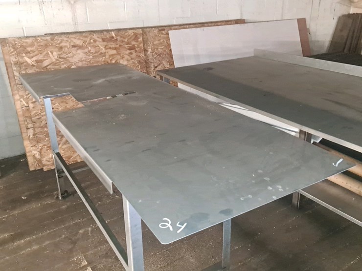 #184-•-metal-table-image-9