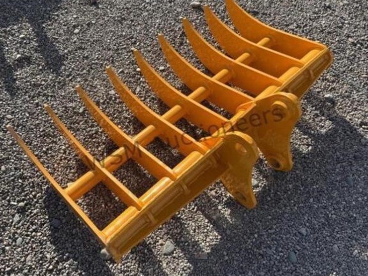 caterpillar-305-image-4