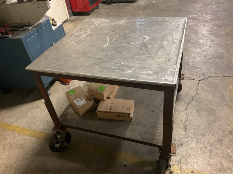 #185-•-metal-cart-image-3