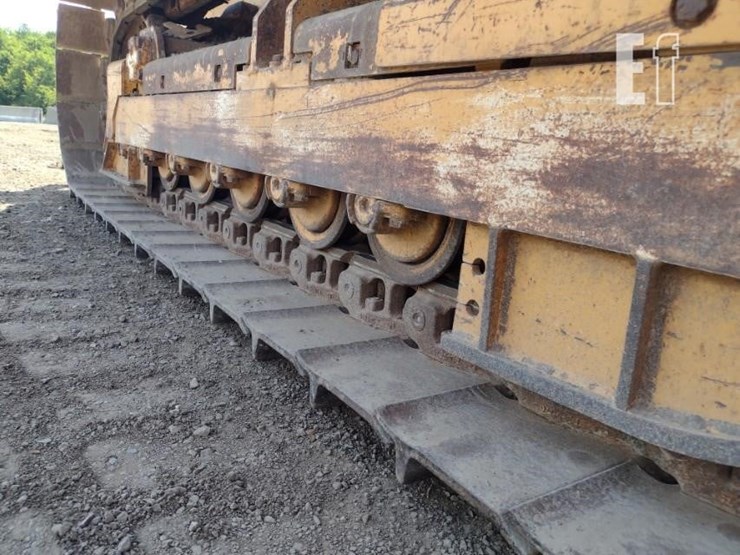2012-deere-700j-lt-image-33