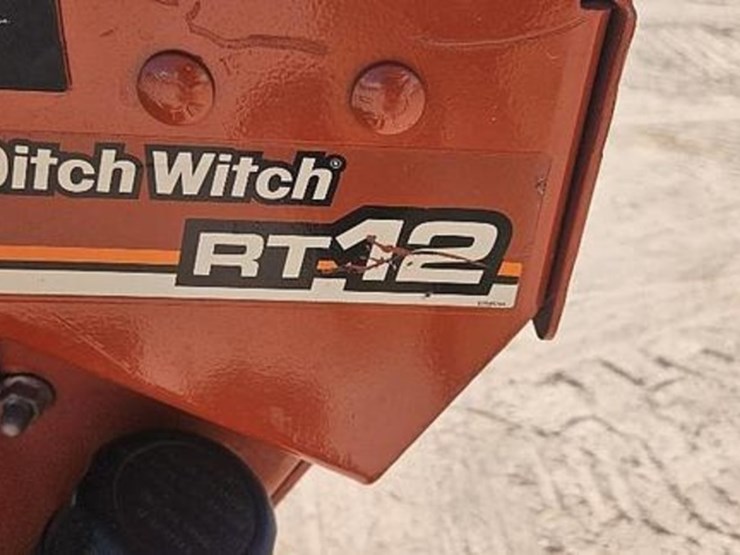 ditch-witch-rt12-image-8