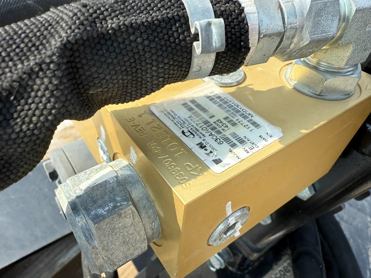 #2049-•-danuser-t3-hydraulic-post-driver-12795-inv#-28259-image-11