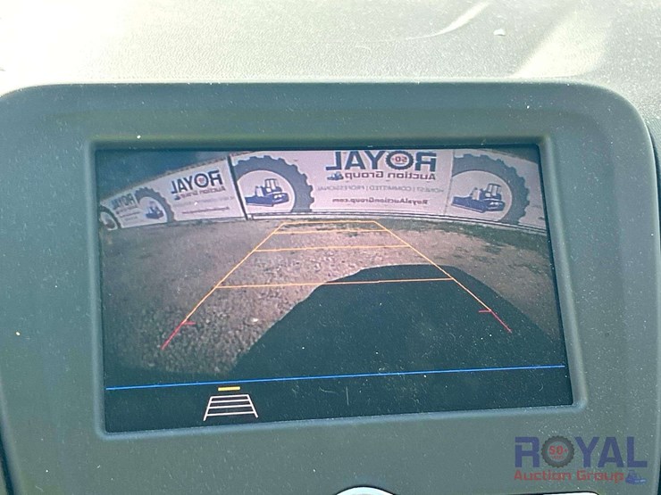 2021-chevrolet-equinox-ls-image-16