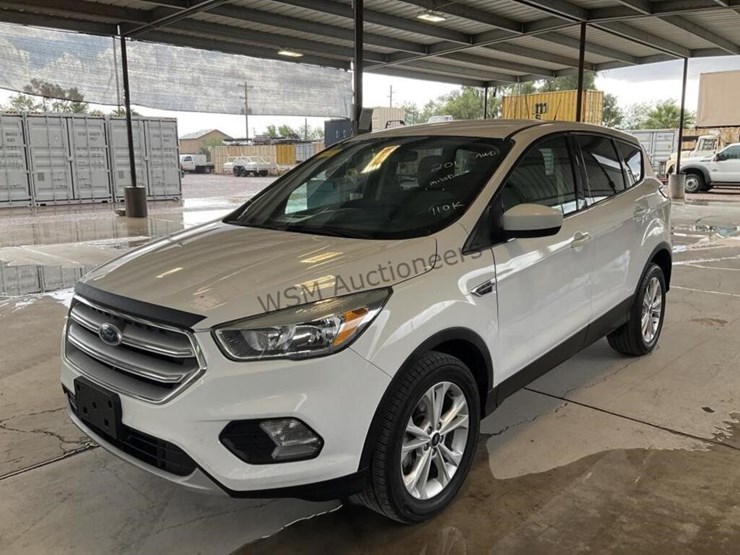 2017-ford-escape-se-image-4