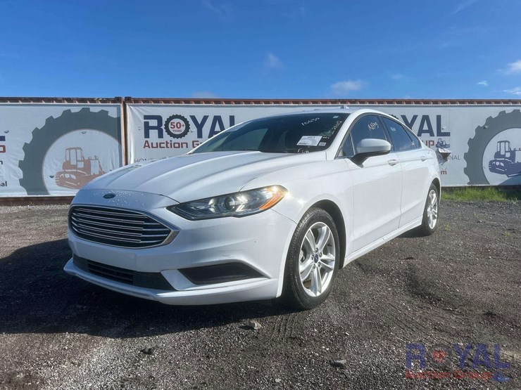 2018-ford-fusion-hybird-image-1