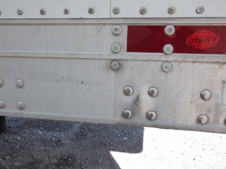 2013-utility-3000r-image-4