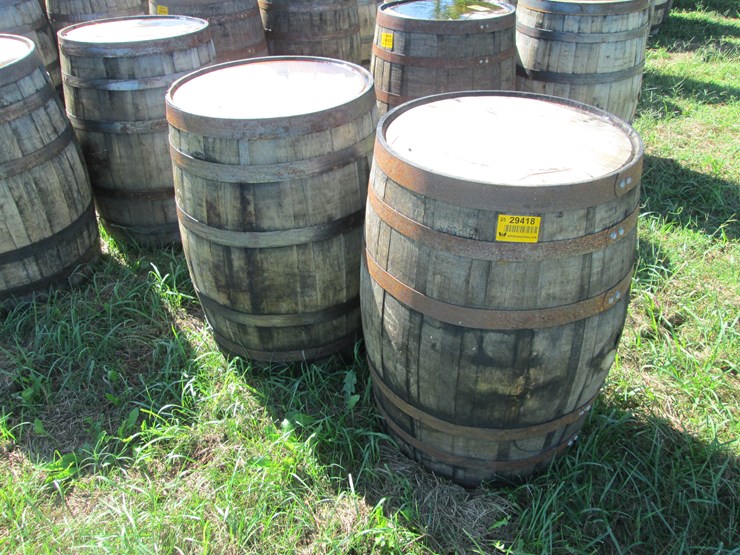 #29418-•-lot-of-(2)-whiskey-barrels-image-1