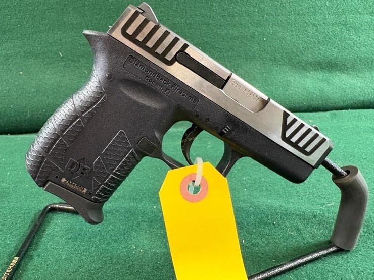 diamondback-db380-380-auto-pistol-image-6