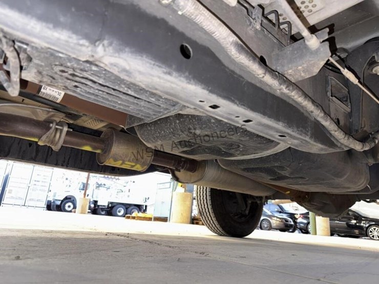 2013-ford-f150-image-25