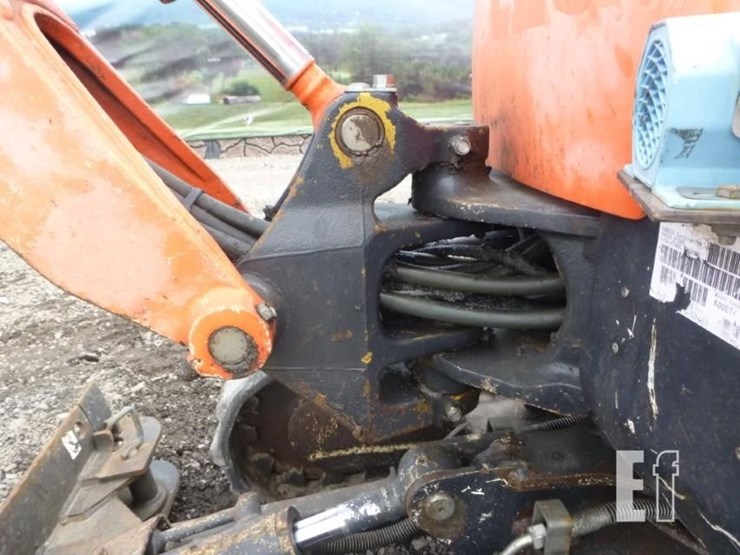 2016-kubota-k008-3-image-20