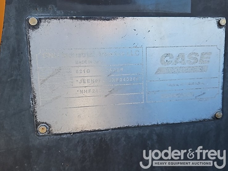 2017-case-621g-image-38