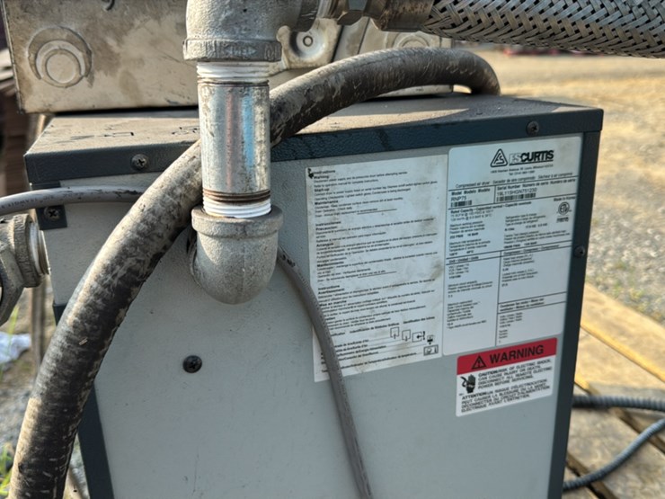 #125-•-quincy-stationary-air-compressor-image-21