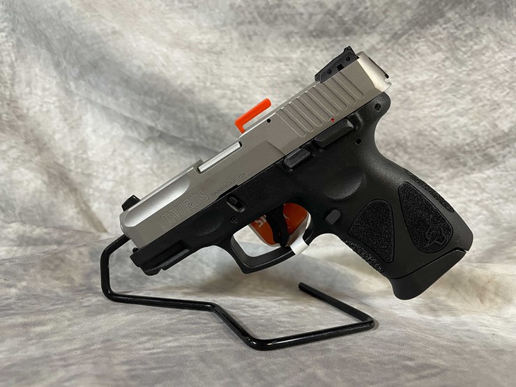 #4778-•-taurus-g2c-compact-40-s&w-pistol,-sn:-agc106105-image-2
