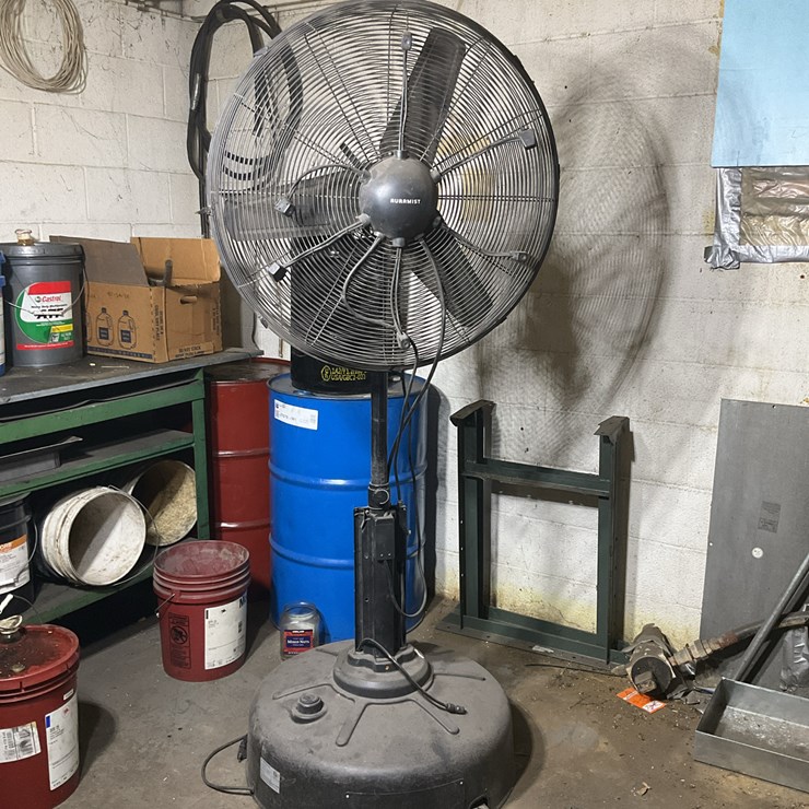 #163 • 30” Misting Fan