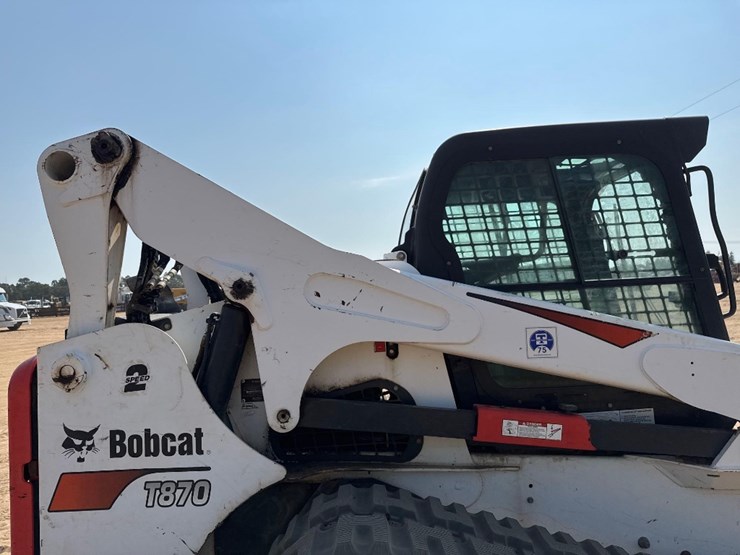 2020-bobcat-t870-image-19