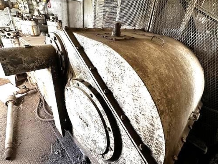 caterpillar-d379-image-7