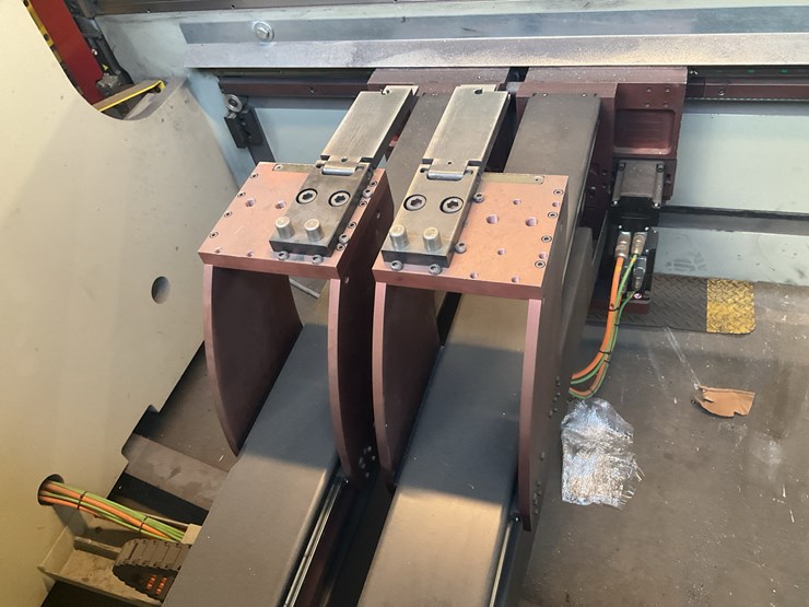 #100-•-2021-accurpress-accell-hybrid-image-23