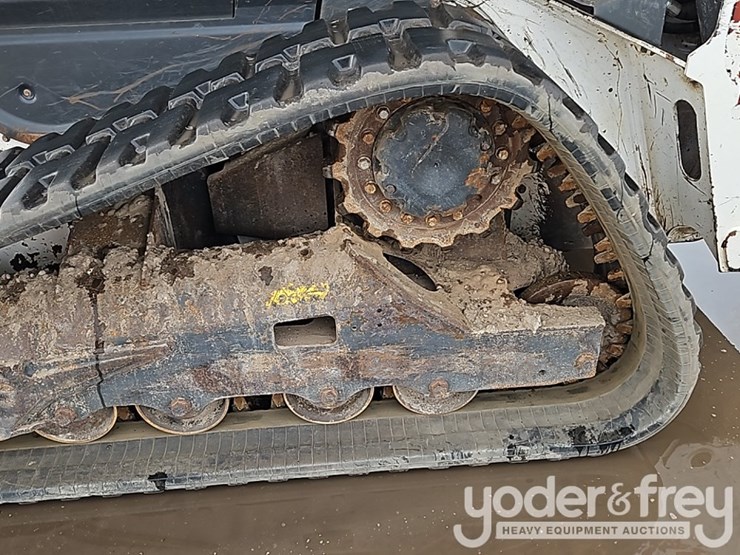 2021-bobcat-t76-image-19
