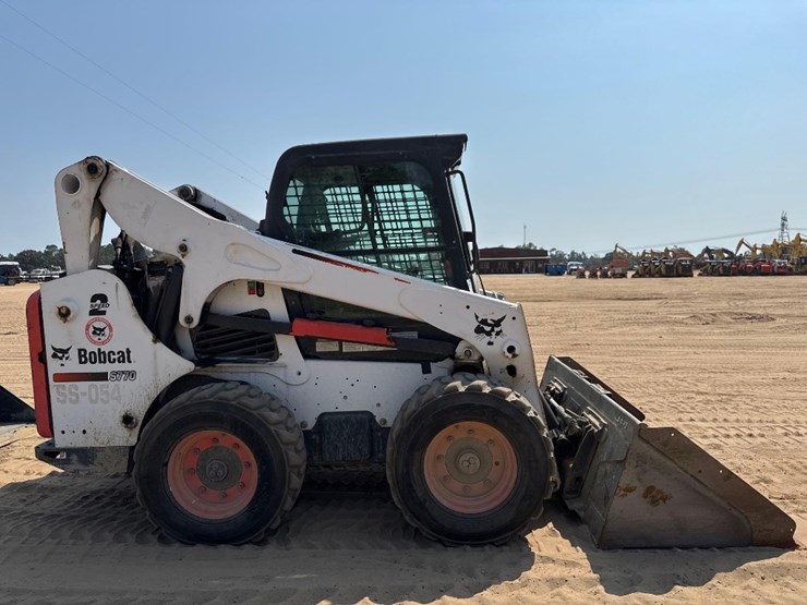 2016-bobcat-s770-image-5