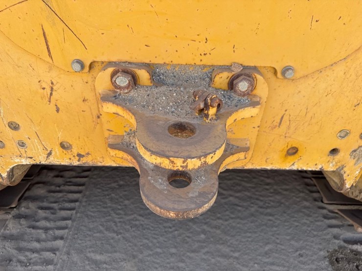 2007-deere-700j-xlt-image-20