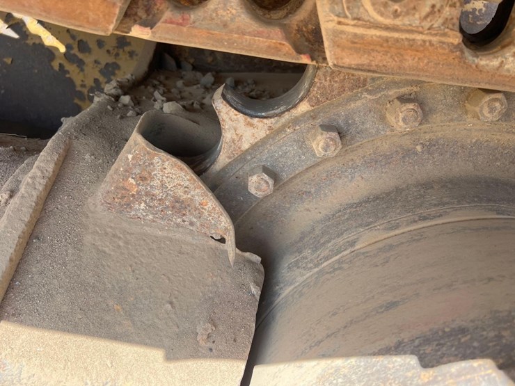 2012-caterpillar-d5k2-lgp-image-24