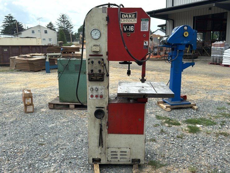 #131-•-vertical-band-saw-image-3
