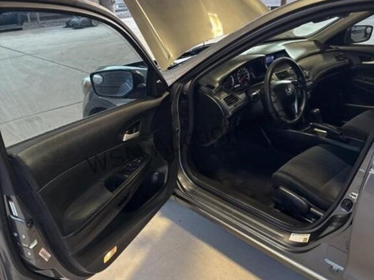 2008-honda-accord-lx-sdn-image-23
