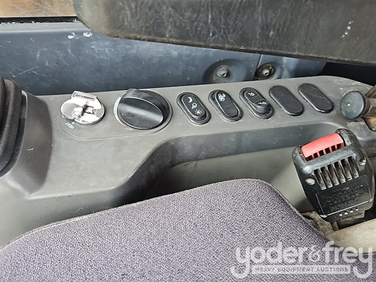 2018-komatsu-pc390-lc-11-image-40