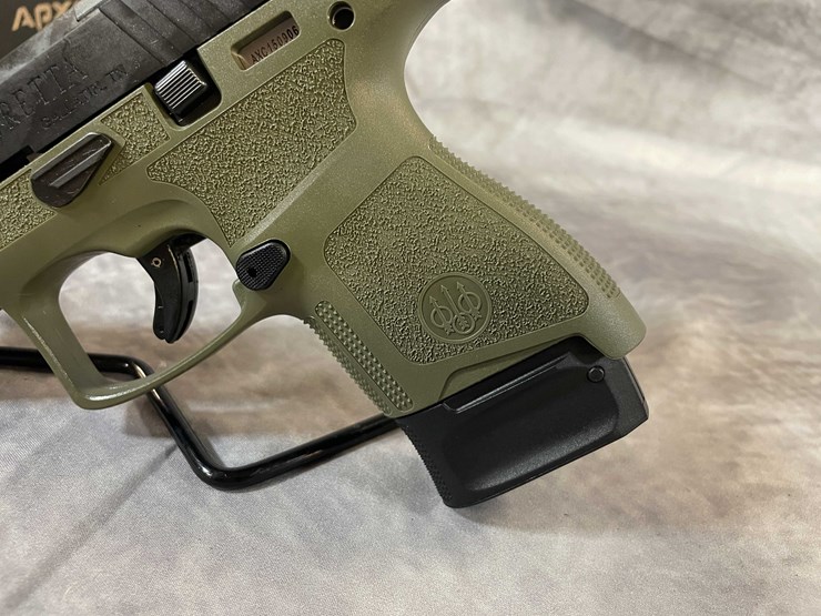 #4785-•-beretta-apx-a1-compact-9mm-luger-pistol,-sn:-axc150906-image-22