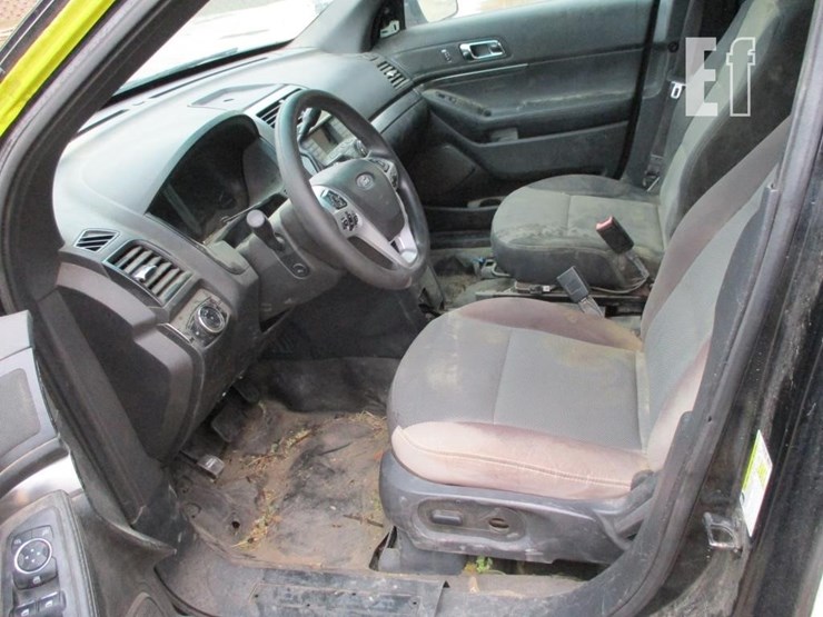 2014-ford-explorer-image-6