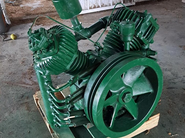 #133-•-air-compressor-image-1