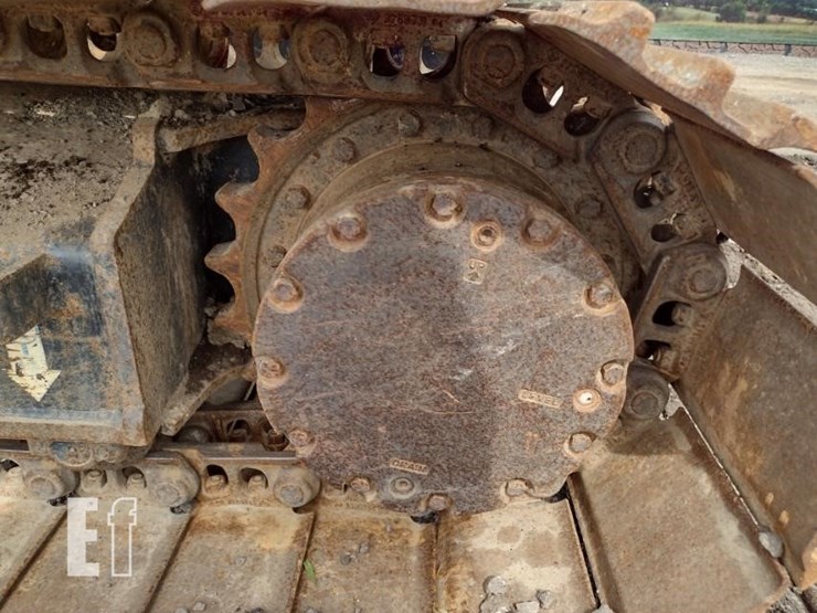 2017-deere-130g-image-26