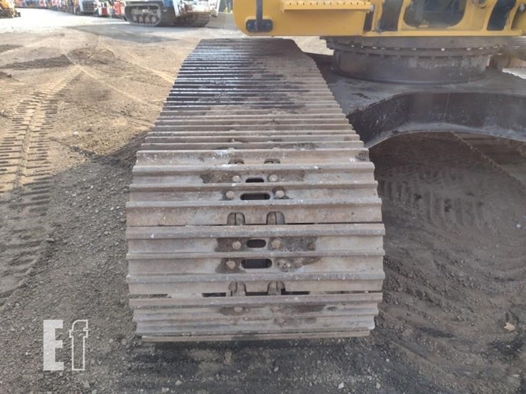 john-deere-210-image-30